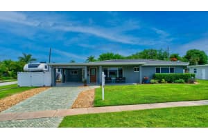 301 NE 23rd Street, Boca Raton, FL 33431 Sold 08/01/23