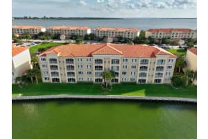 17  Harbour Isles Drive Drive  W Ph06, Fort Pierce, FL 34949 Sold 09/15/23