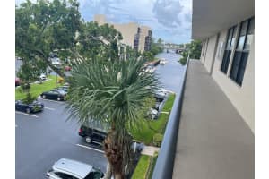 9  Royal Palm Way   405, Boca Raton, FL 33432 Sold 08/08/23