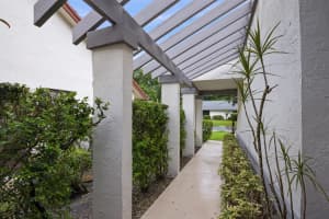 4776  Boxwood Circle, Boynton Beach, FL 33436 Sold 12/14/23