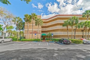 800  Jeffery Street   308, Boca Raton, FL 33487 Sold 02/29/24