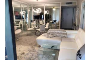 5100  Las Verdes Circle   316, Delray Beach, FL 33484 Sold 09/19/23