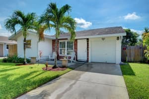 7704  3rd Terrace, Lake Worth Beach, FL 33463 Sold 07/21/23