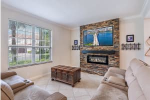 204  Lone Pine Drive, Palm Beach Gardens, FL 33410 Sold 11/06/23