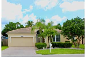 10697  Oak Bend Way, Wellington, FL 33414 Sold 08/11/23