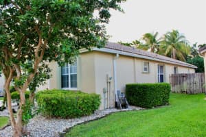 10697  Oak Bend Way, Wellington, FL 33414 Sold 08/11/23