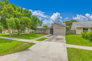 4642  Brook Drive, West Palm Beach, FL 33417 Sold 08/10/23