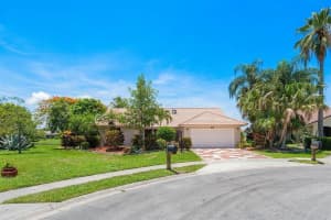 8605  Bonita Isle Drive, Lake Worth Beach, FL 33467 Sold 08/01/23