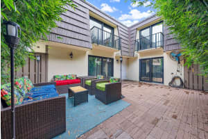 111  1st Court, Palm Beach Gardens, FL 33410 Sold 07/31/23