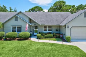 886 NE Dahoon Terrace, Jensen Beach, FL 34957 Sold 11/30/23