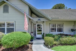 886 NE Dahoon Terrace, Jensen Beach, FL 34957 Sold 11/30/23