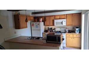 565  Green Springs Place, West Palm Beach, FL 33409 Sold 09/27/23