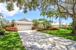 8025 SE Mammoth Drive, Hobe Sound, FL 33455 Sold 09/15/23
