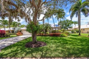 8025 SE Mammoth Drive, Hobe Sound, FL 33455 Sold 09/15/23