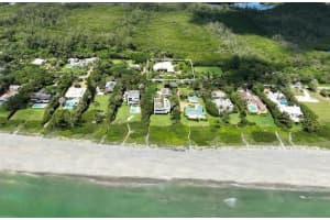 36 N Beach Road, Hobe Sound, FL 33455 Sold 10/26/23