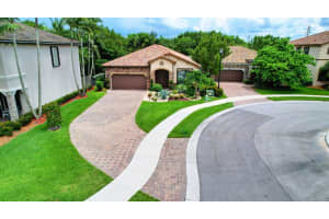 9050  Gulf Cove Drive, Lake Worth Beach, FL 33467 Sold 09/29/23