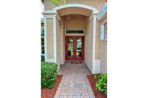 821 SW Blue Stem Way, Stuart, FL 34997 Sold 11/22/23