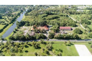 2438 Palm Deer Drive, Loxahatchee