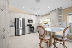 3906  Torres Circle, West Palm Beach, FL 33409 Sold 08/11/23