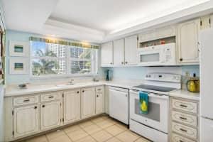 3310 S Ocean Boulevard   326-D, Highland Beach, FL 33487 Sold 09/15/23