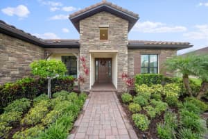 6354  Arcadia Square, Vero Beach, FL 32966 Sold 08/30/23