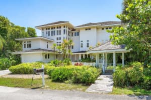 7737 SE Loblolly Bay Drive, Hobe Sound, FL 33455 Sold 03/15/24