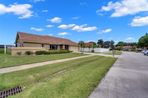 6039  Sunberry Circle, Boynton Beach, FL 33437 Sold 09/20/23