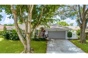 7014 NW 38th Manor, Coral Springs, FL 33065 Sold 10/16/23