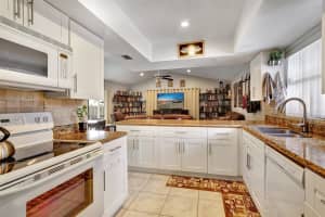 7014 NW 38th Manor, Coral Springs, FL 33065 Sold 10/16/23