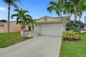 11  Kyle Way, Boynton Beach, FL 33426 Sold 08/21/23