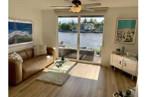 942  Jeffery Street, Boca Raton, FL 33487 Sold 08/31/23