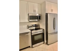 3800 N Jog Road   102, West Palm Beach, FL 33411 Sold 09/11/23