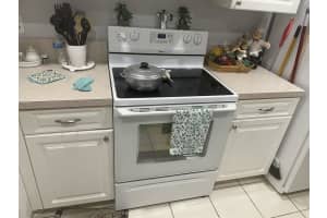 504  Davis Road   87, Palm Springs, FL 33461 Sold 11/17/23