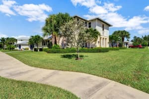 3903  Duneside Drive, Hutchinson Island, FL 34949 Sold 10/02/23