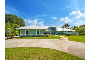 4521 SW Bimini Circle  N, Palm City, FL 34990 Sold 08/15/23