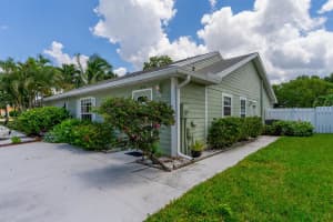 1646  Royal Forest Court, West Palm Beach, FL 33406 Sold 08/18/23