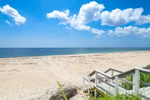 5505 N Ocean Boulevard   8-210, Ocean Ridge, FL 33435 Sold 02/20/24