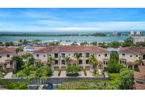 304  Del Sol Circle, Tequesta, FL 33469 Sold 11/09/23