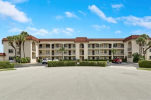 313  Lake Circle   111, North Palm Beach, FL 33408 Sold 08/31/23