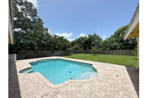 145 NW 8th Street, Boca Raton, FL 33432 Sold 08/25/23