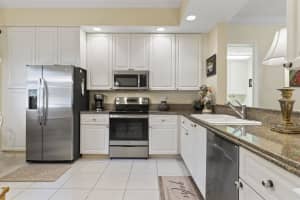 24  Harbour Isle Drive  W 106, Fort Pierce, FL 34949 Sold 09/26/23
