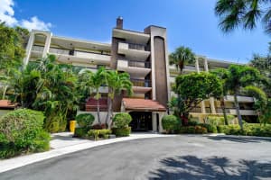 955  Egret Circle   405, Delray Beach, FL 33444 Sold 10/04/23