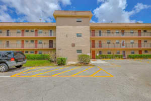 715  Lori Drive   114, Palm Springs, FL 33461 Sold 10/10/23