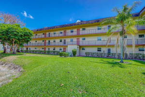 715  Lori Drive   114, Palm Springs, FL 33461 Sold 10/10/23
