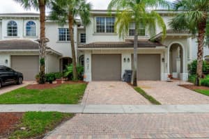 6421  Bella Circle   305, Boynton Beach, FL 33437 Sold 10/10/23