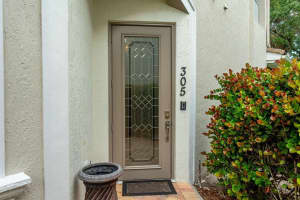 6421  Bella Circle   305, Boynton Beach, FL 33437 Sold 10/10/23