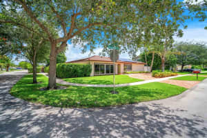 1  Tam O Shanter Lane, Boca Raton, FL 33431 Sold 08/25/23