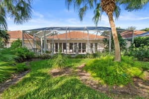 258 E Tall Oaks Circle, Palm Beach Gardens, FL 33410 Sold 08/15/23