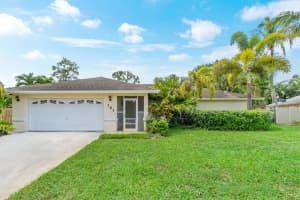 193  Sunflower Circle, Royal Palm Beach, FL 33411 Sold 08/31/23