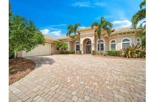 2400 SW San Antonio Drive, Palm City, FL 34990 Sold 10/19/23